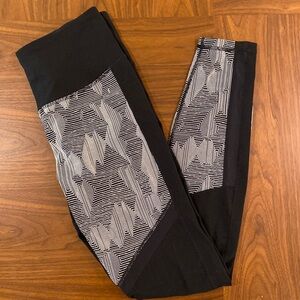 Manduka Size medium leggings